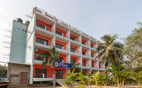 Oyo 22532 Purple Lake View